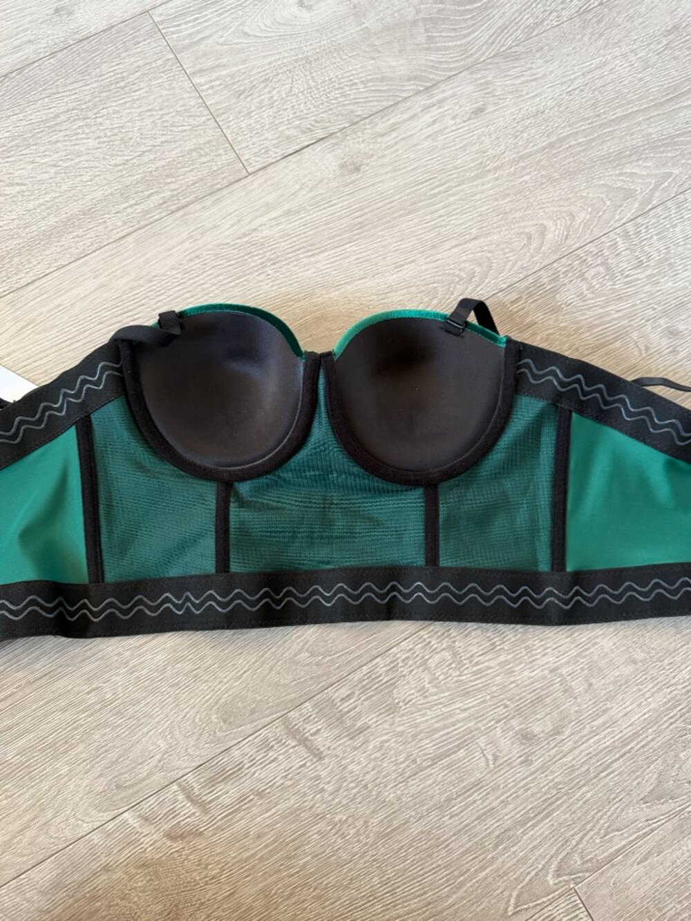 Commense Green Velvet Bustier Corset Crop Top Size Small NWT - Picture 9 of 9